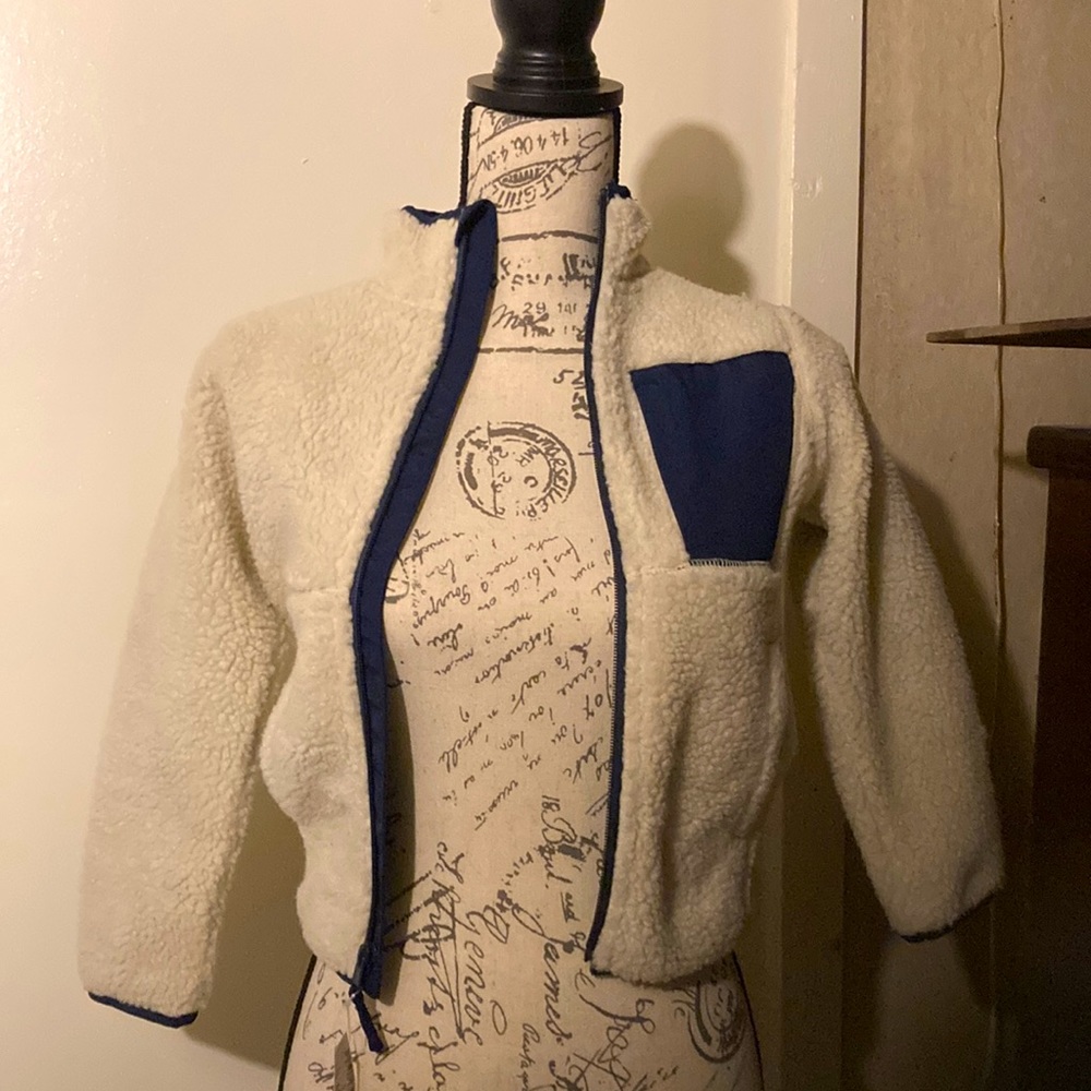 BNWT Children’s Place Fleece Sweater